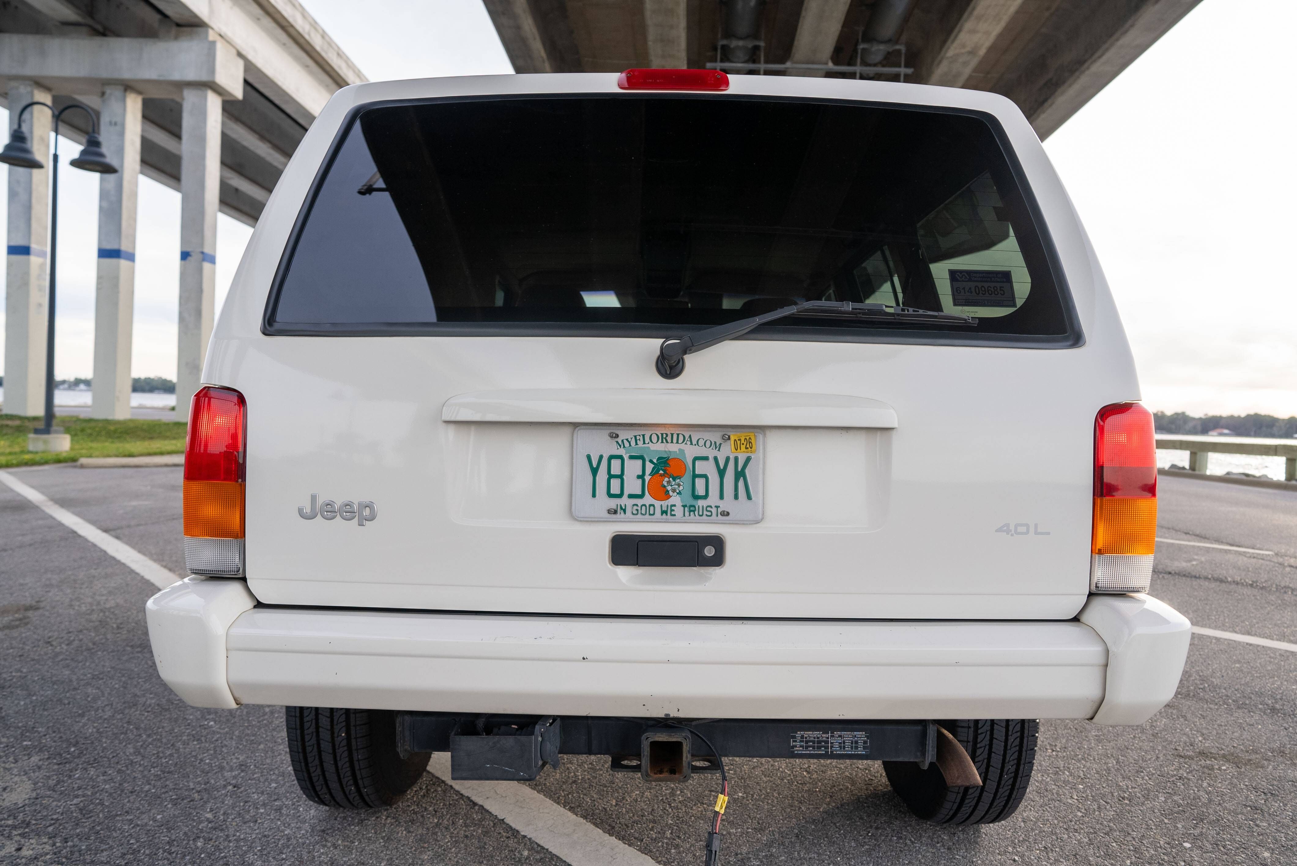 Sold - Unmodified and Well-Optioned 1999 Jeep Cherokee Limited 4x4