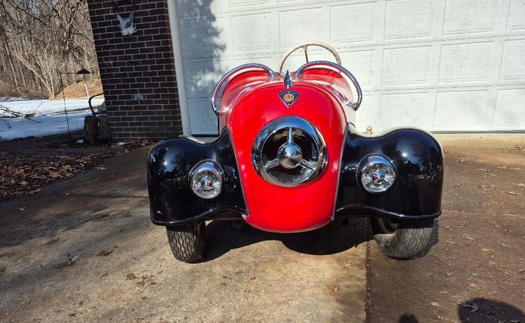 1954 IHLE Schottenring CarConvertible 016 Red and black Black vinyl Kohler 305-cc L-head four-stroke single