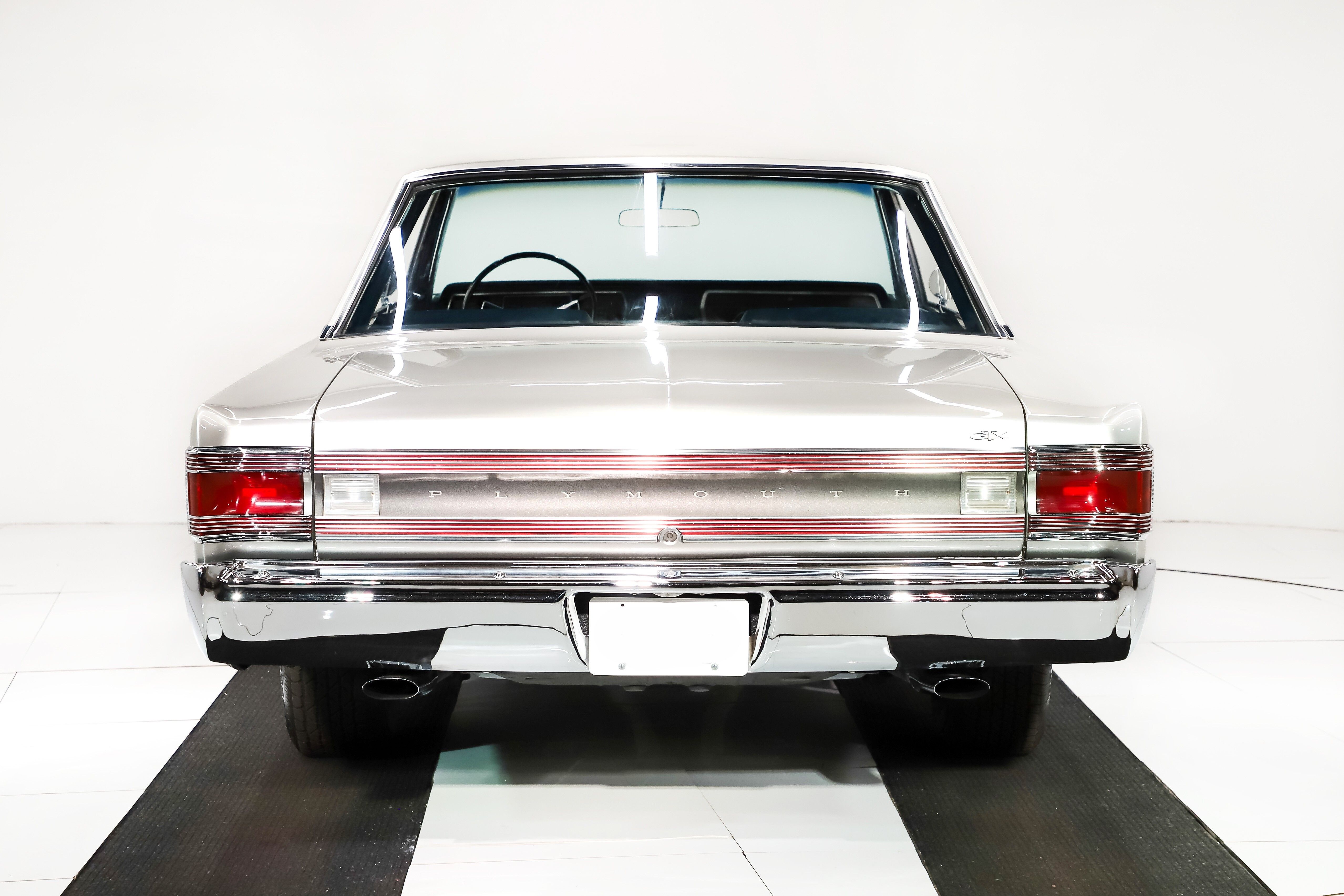 Restored and Upgraded 1967 Plymouth GTX With a 505-cu.in. V8