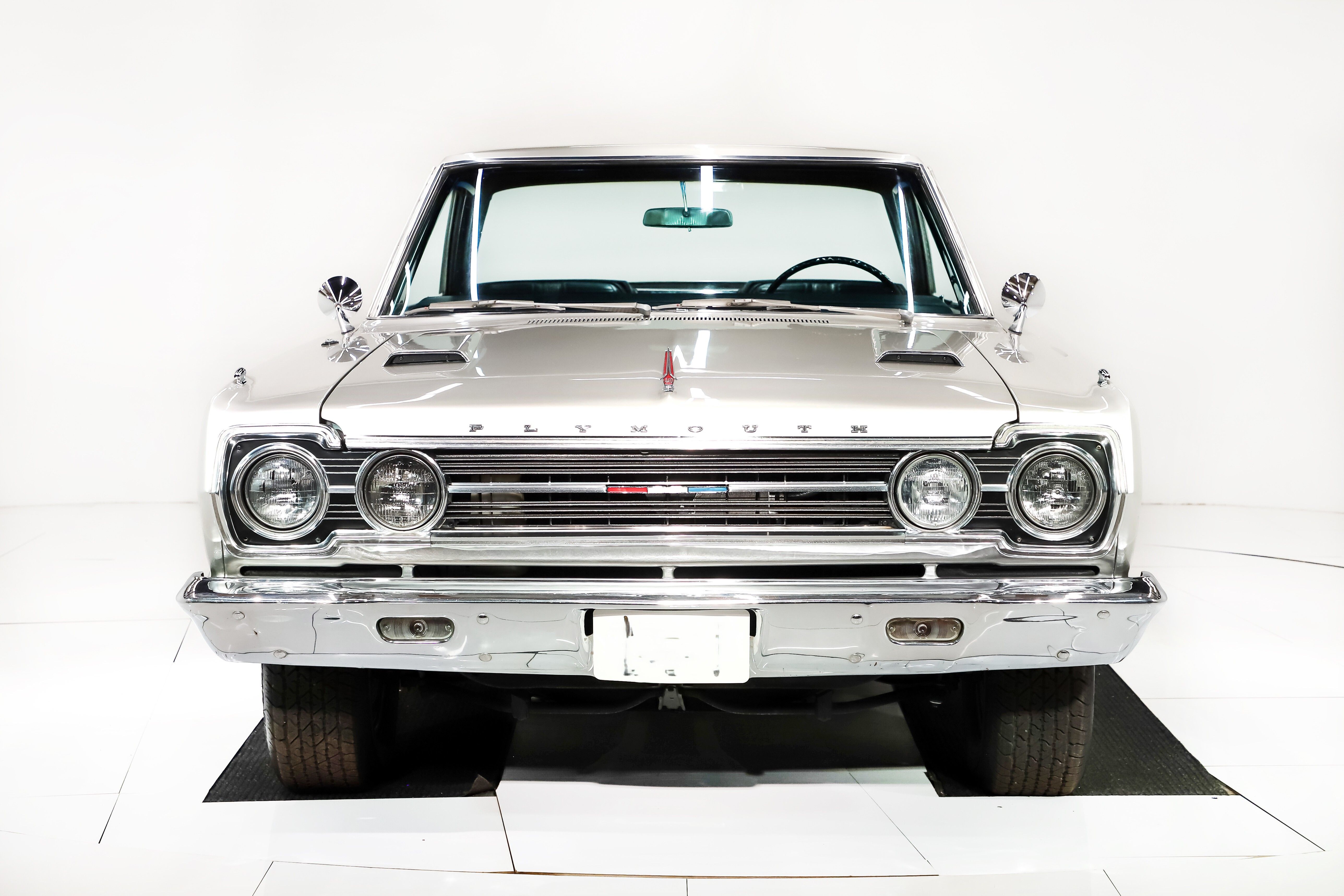 Restored and Upgraded 1967 Plymouth GTX With a 505-cu.in. V8