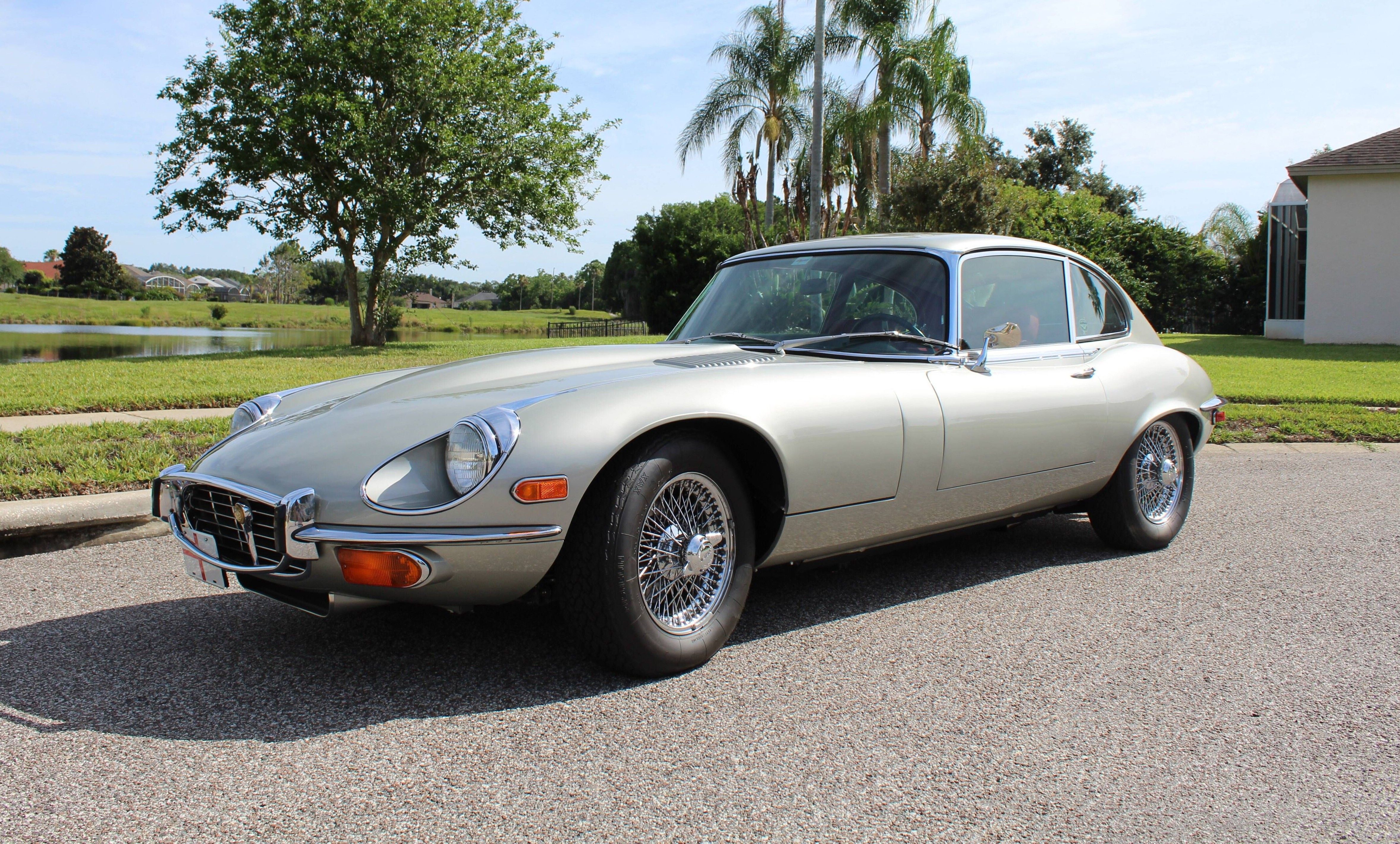 1972 Jaguar E-Type (XKE)