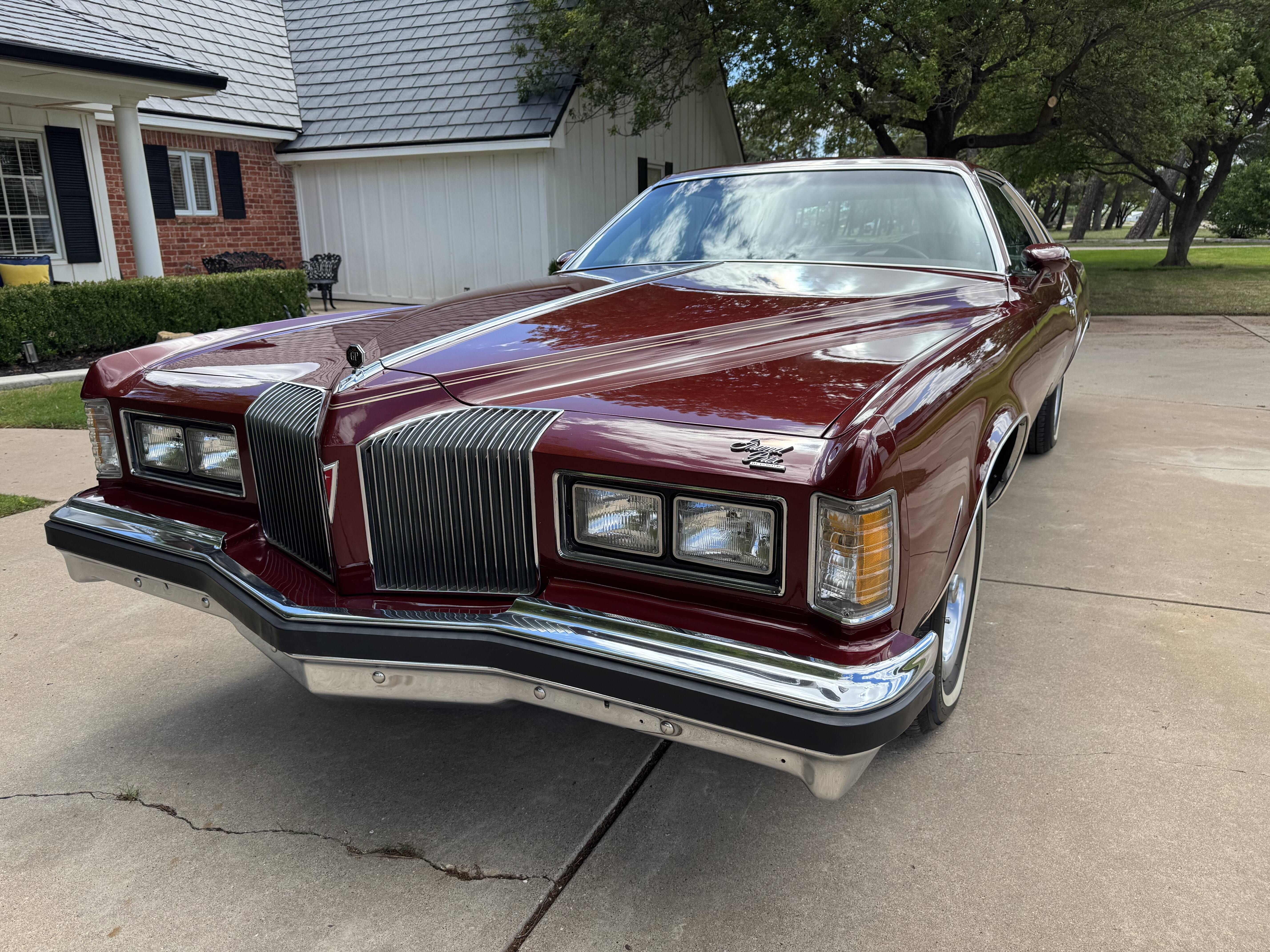 Sold - Colonnade Cruiser: 1976 Pontiac Grand Prix LJ Coupe | Hemmings
