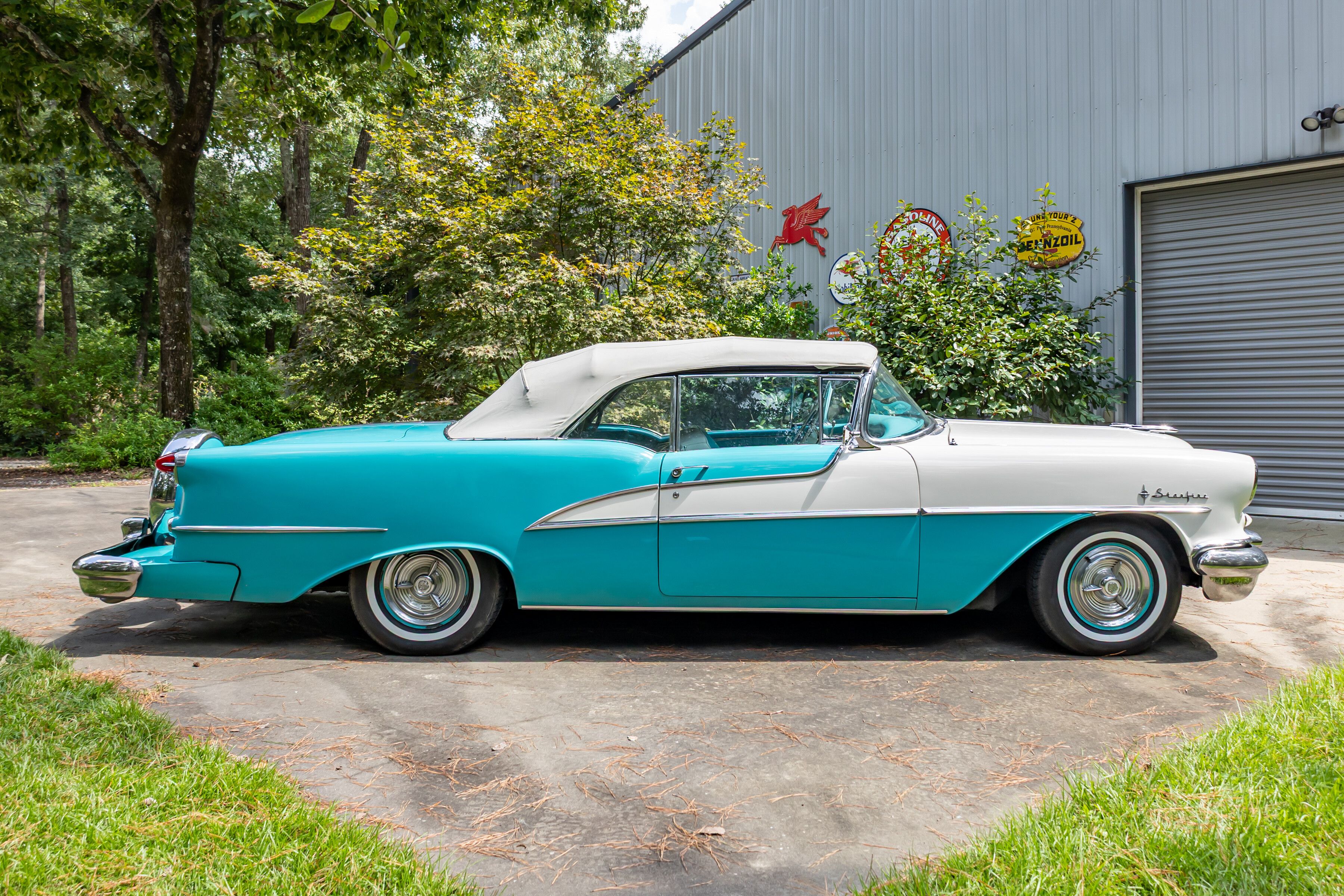 Drop-Top Rocket: Refurbished 1955 Oldsmobile 98 Starfire