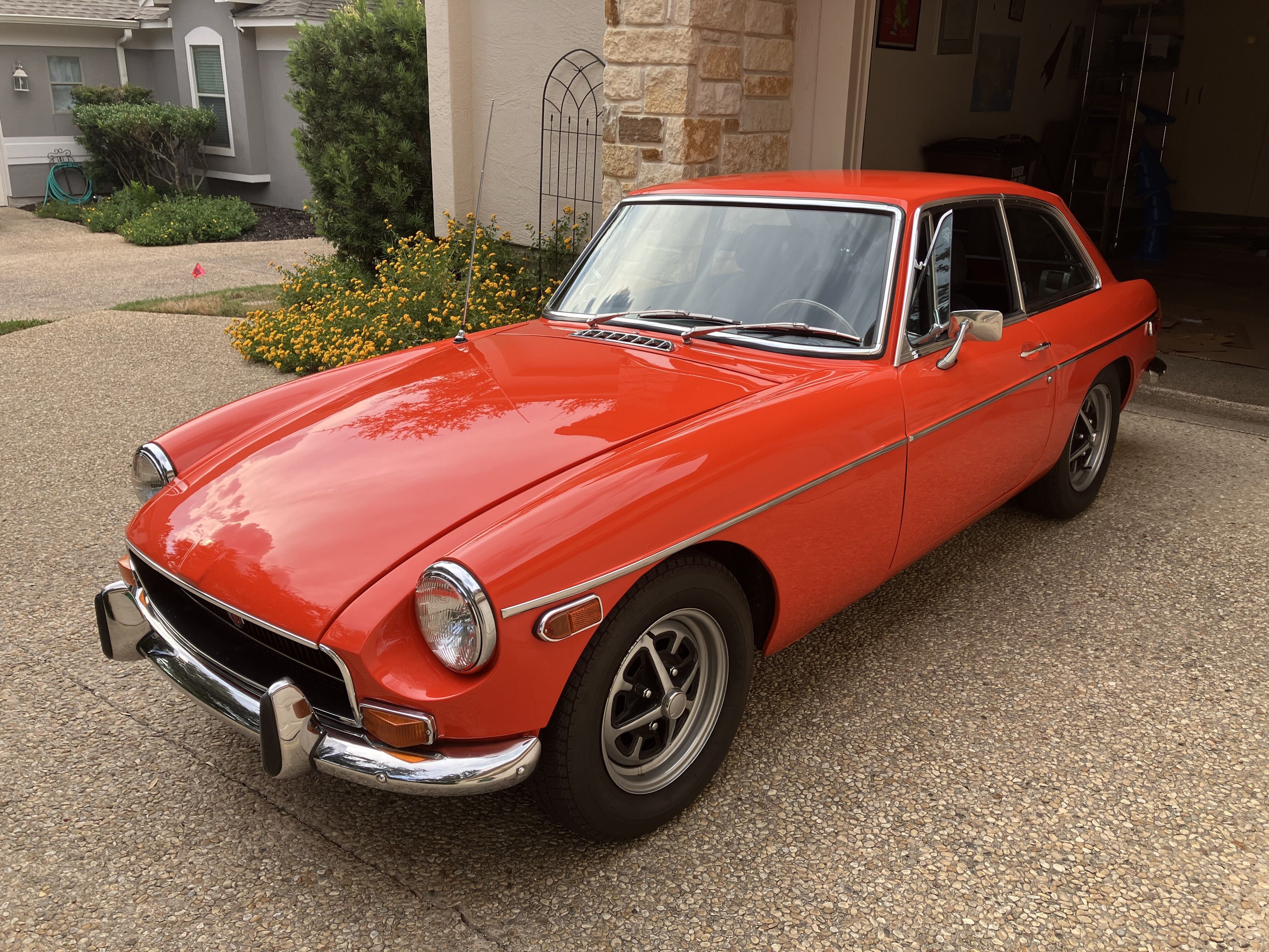 1972 MG B