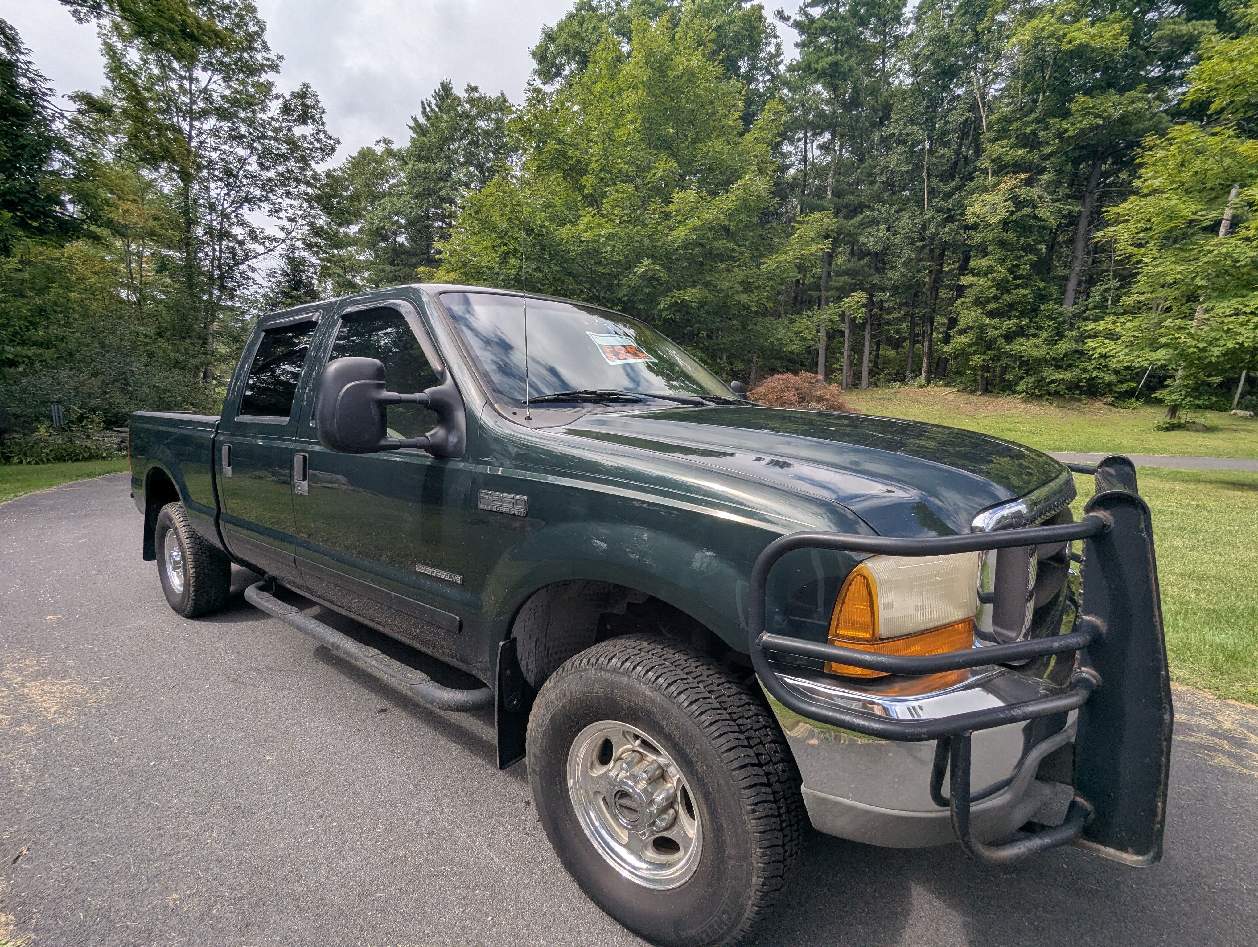 2001 Ford F250 XLT Super Duty 4x4 Pickup With a 7.3-Liter PowerStroke Diesel