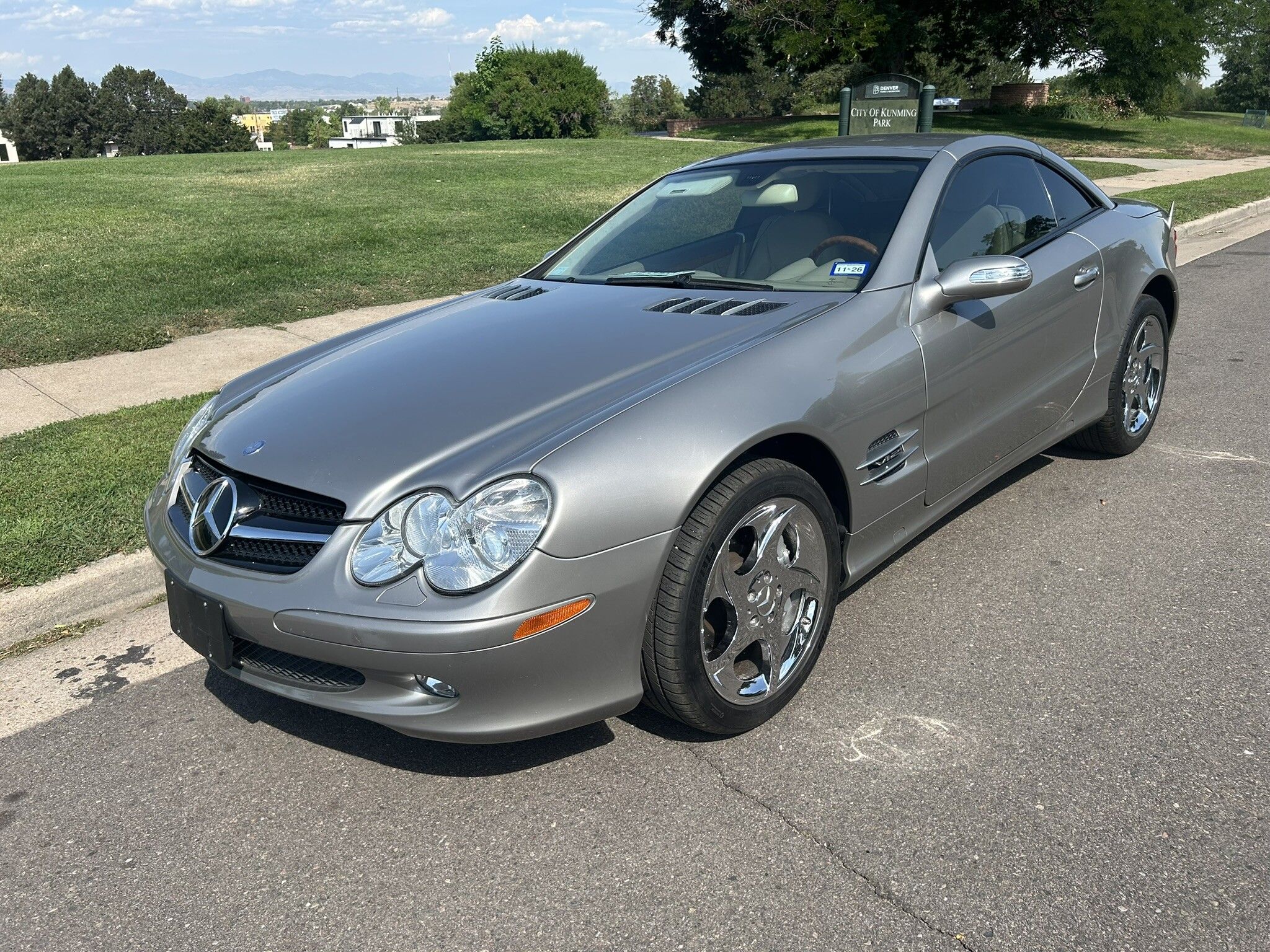 Twin-Turbo V12: 2006 Mercedes-Benz SL600 Convertible With Just Over 35K Miles